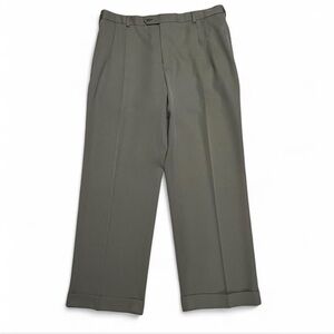 Madison Brooks Brothers Men's 42/30 Beige Wool Pleated Cuffed Dress Pants.